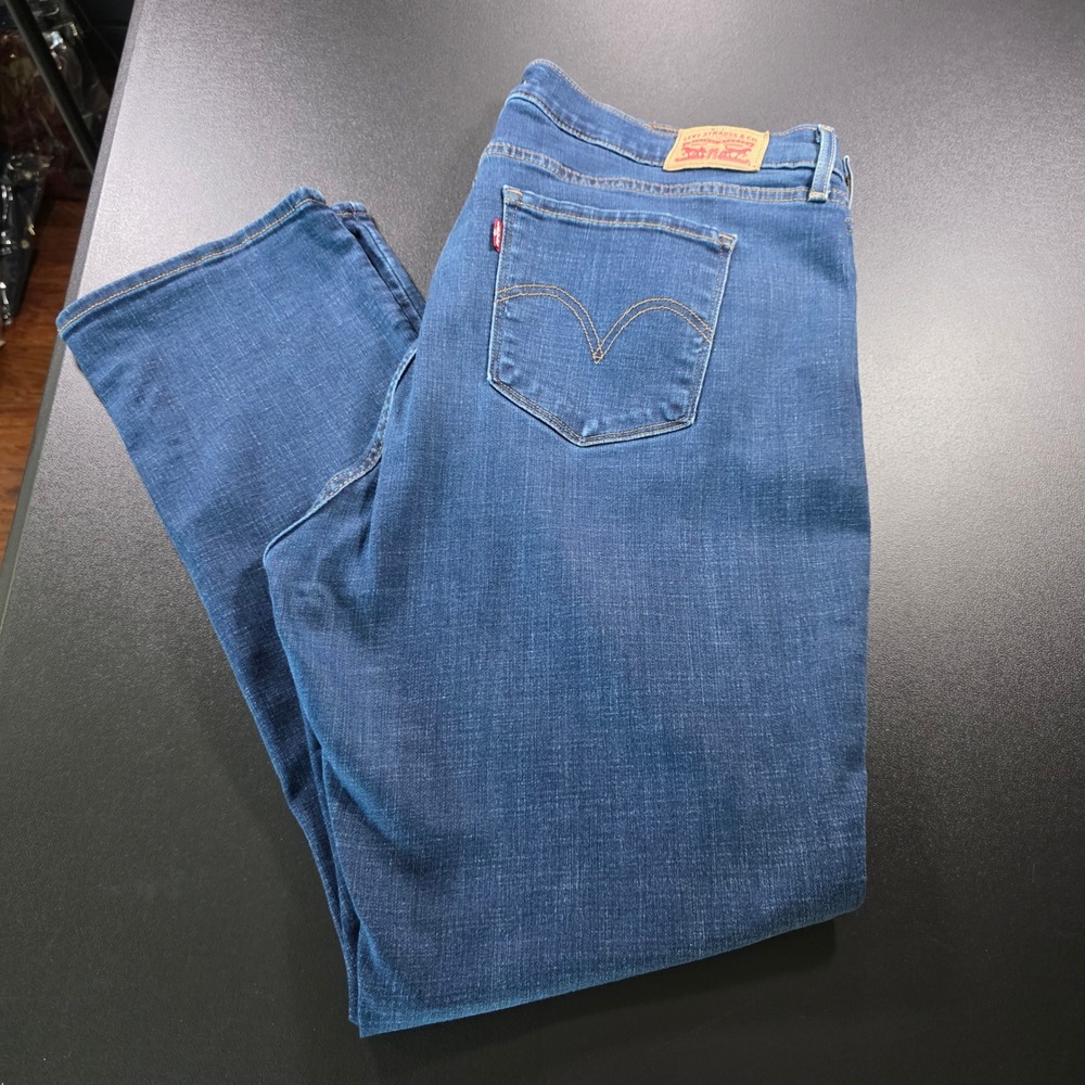 Levis Classic Straight Jeans Womens 18 Medium Wash Blue Denim